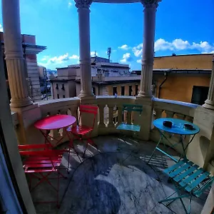 Victoria House , Генуя Италия
