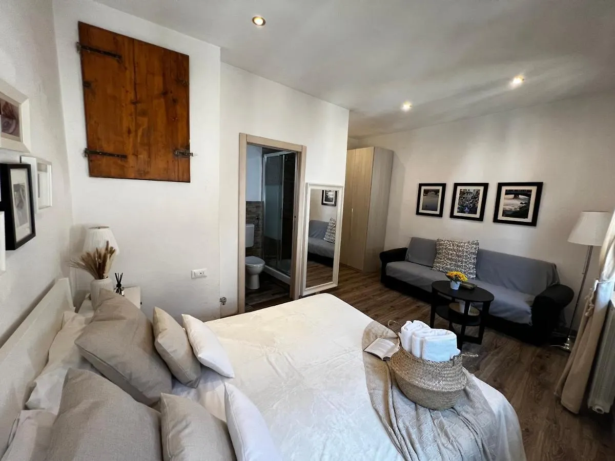 A Casa Di Anna Hotel Florença 0*,  Itália
